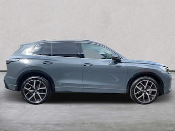 Used Volkswagen Tiguan 2025 for sale - 75490679: Photo