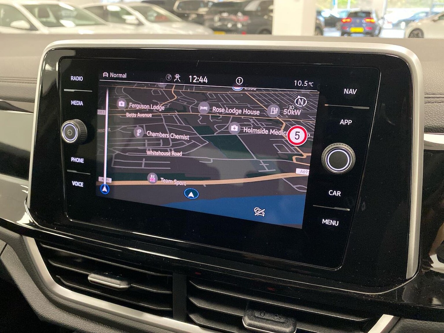 Used Volkswagen T-Roc 2025 for sale - 77069328: Photo 24