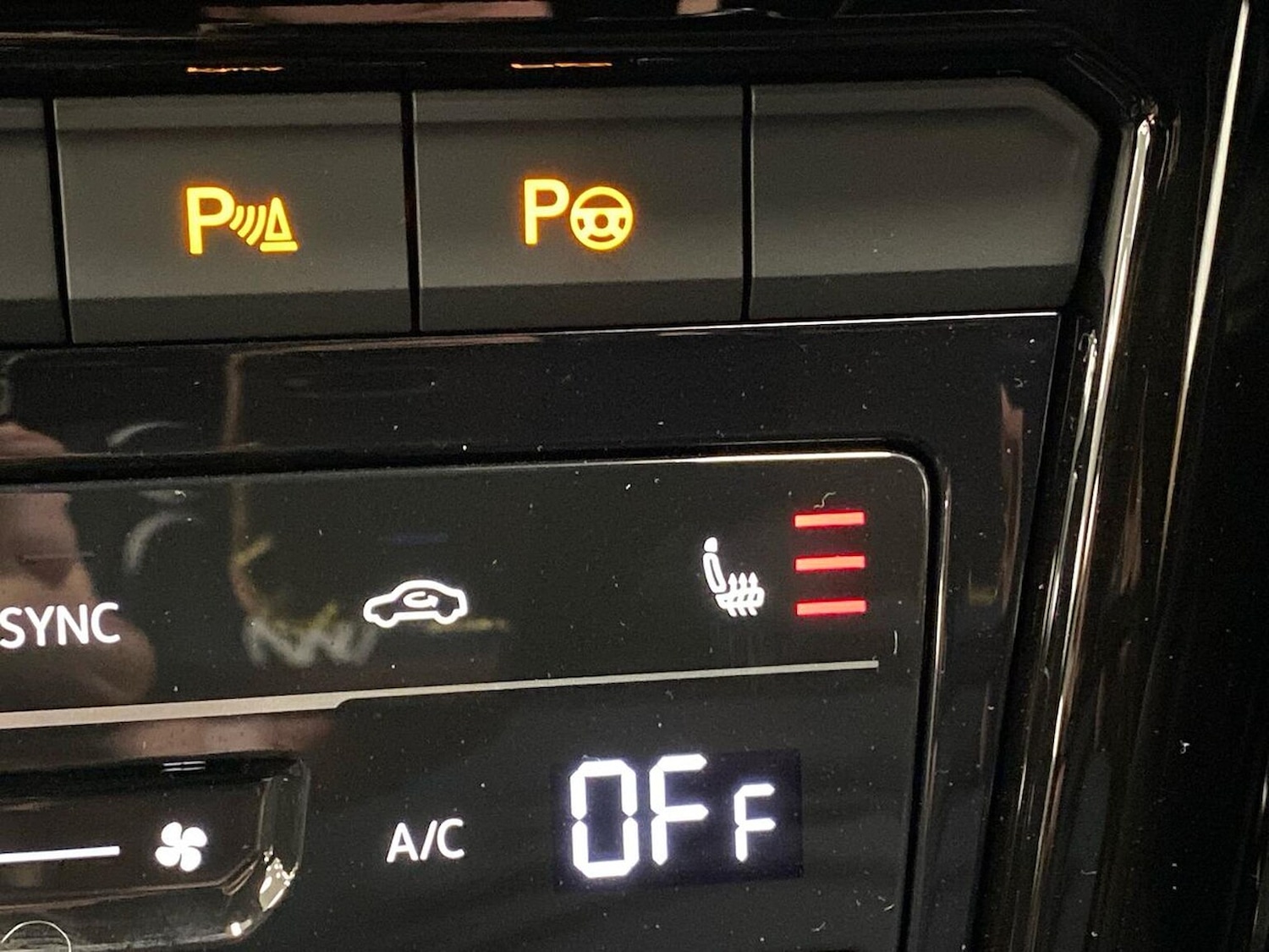 Used Volkswagen T-Roc 2025 for sale - 77069328: Photo 29