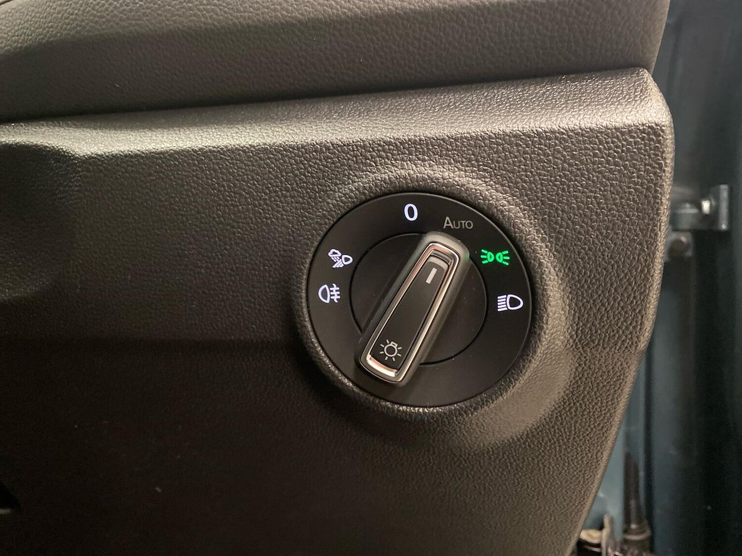 Used Volkswagen T-Roc 2025 for sale - 77487494: Photo 22