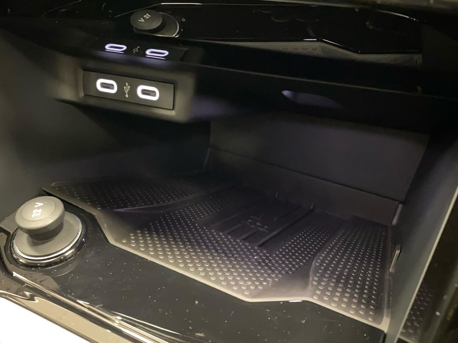 Used Volkswagen T-Roc 2025 for sale - 77487494: Photo 28