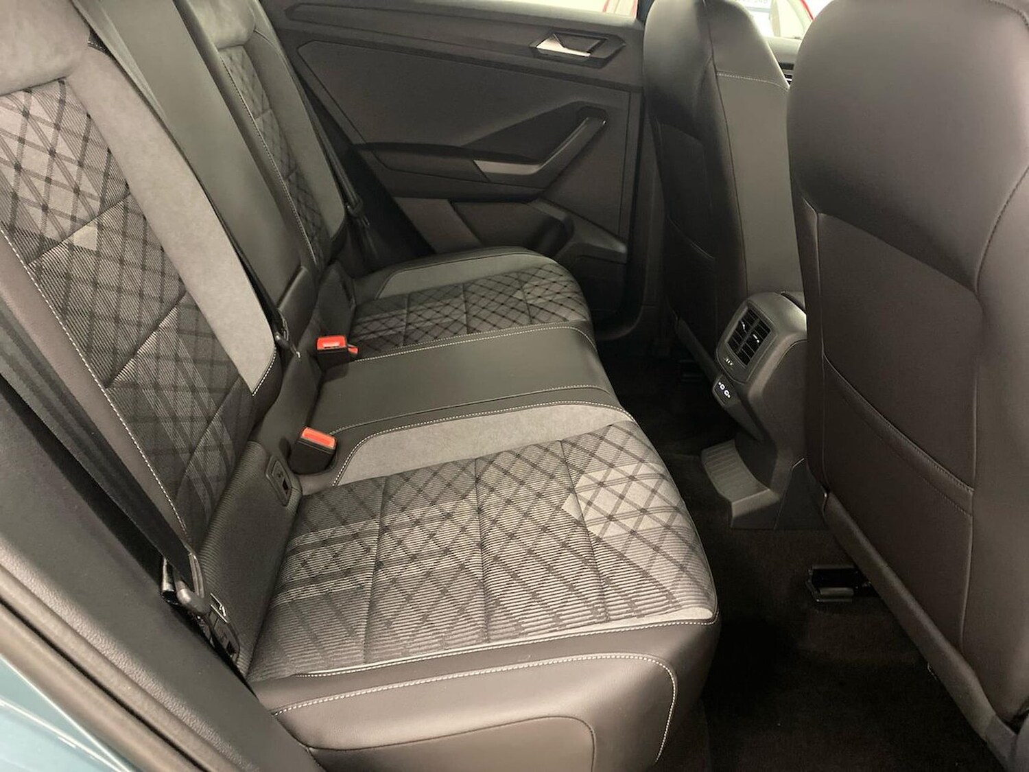 Used Volkswagen T-Roc 2025 for sale - 77487494: Photo 37