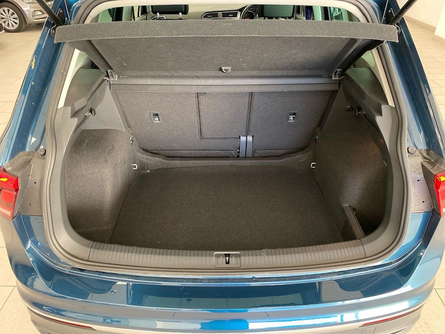 Used Volkswagen Tiguan 2020 for sale - 76412508: Photo 17