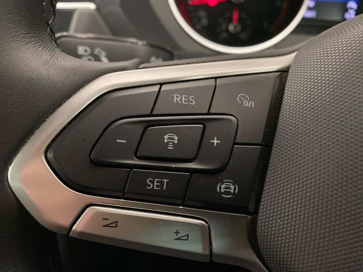 Used Volkswagen Tiguan 2020 for sale - 76412508: Photo 26