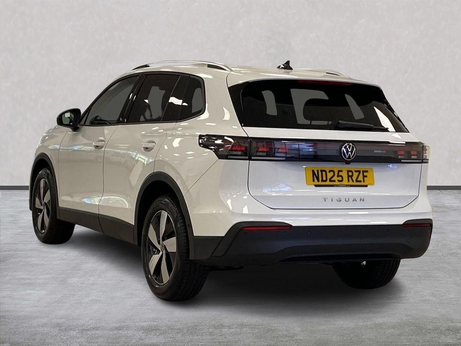 Used Volkswagen Tiguan 2025 for sale - 76144297: Photo 2