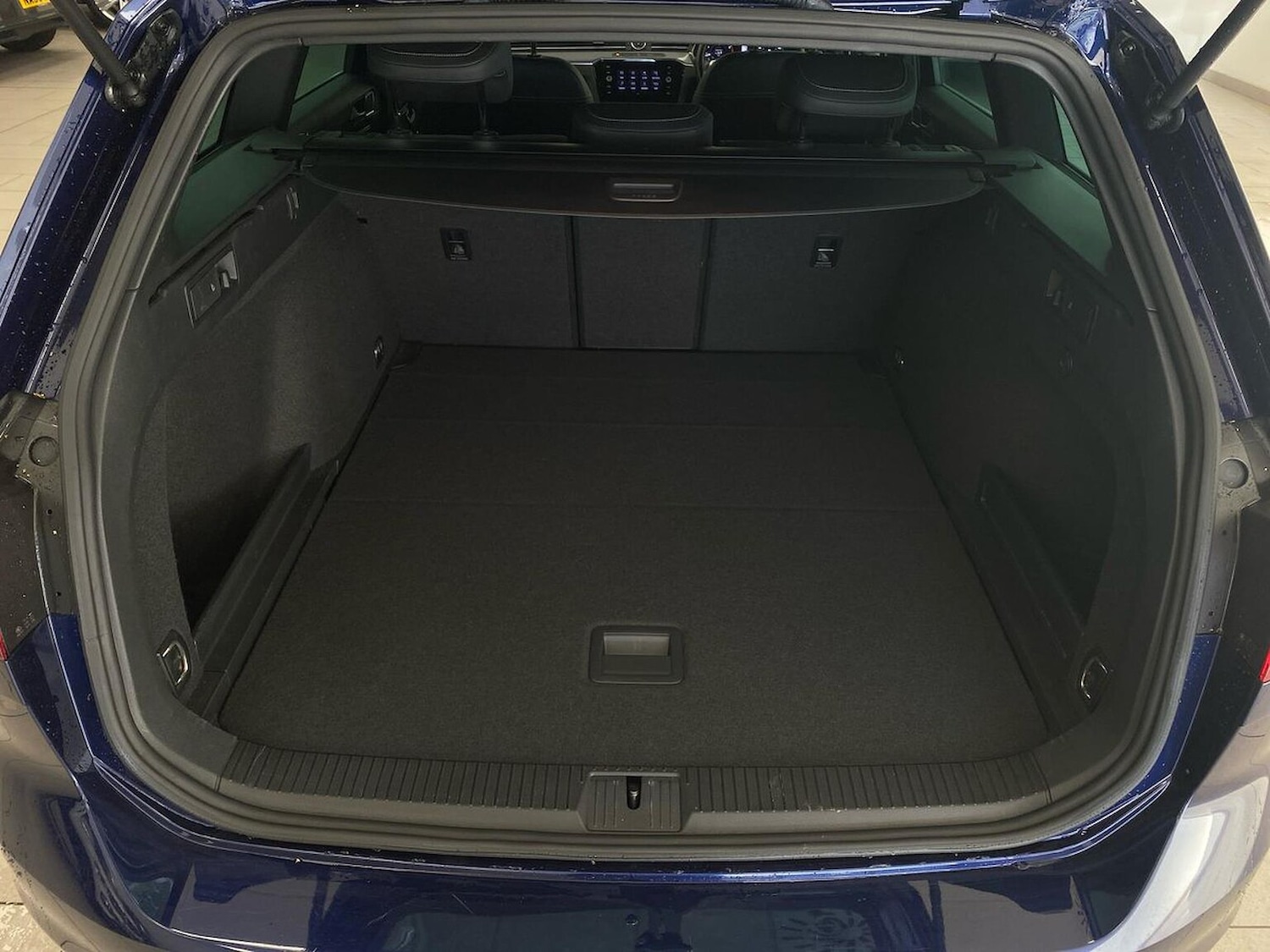 Used Volkswagen Passat 2019 for sale - 76770079: Photo 17