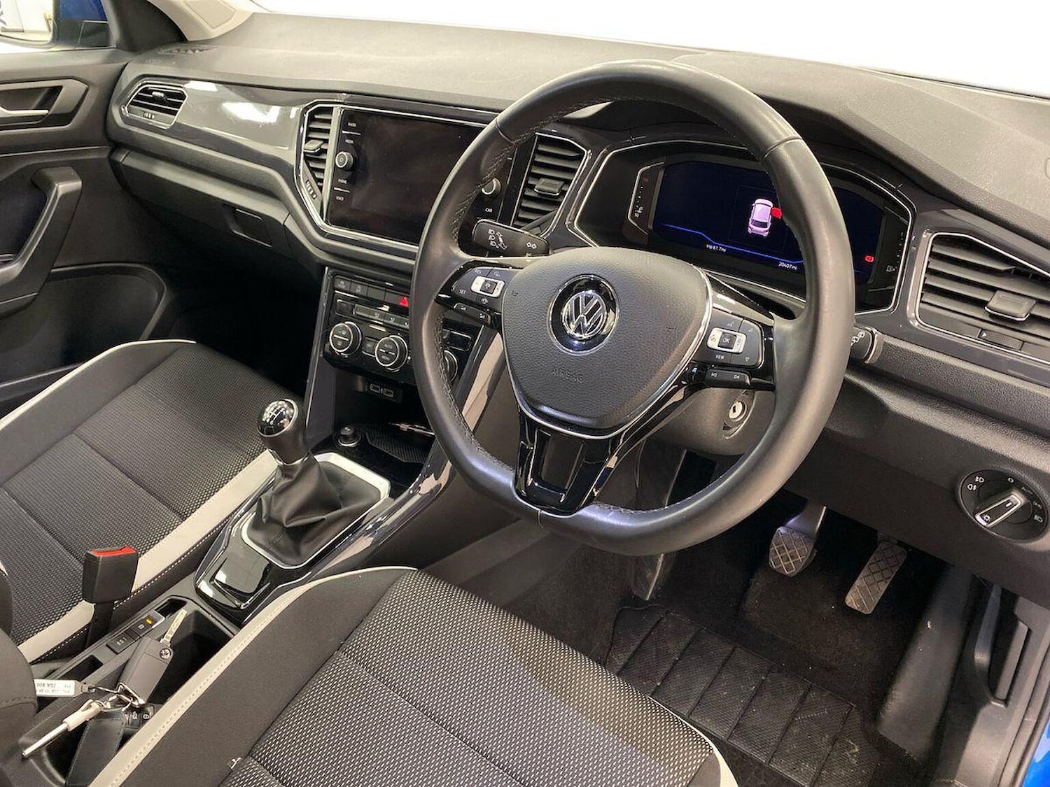 Used Volkswagen T-Roc 2019 for sale - 76455320: Photo 15