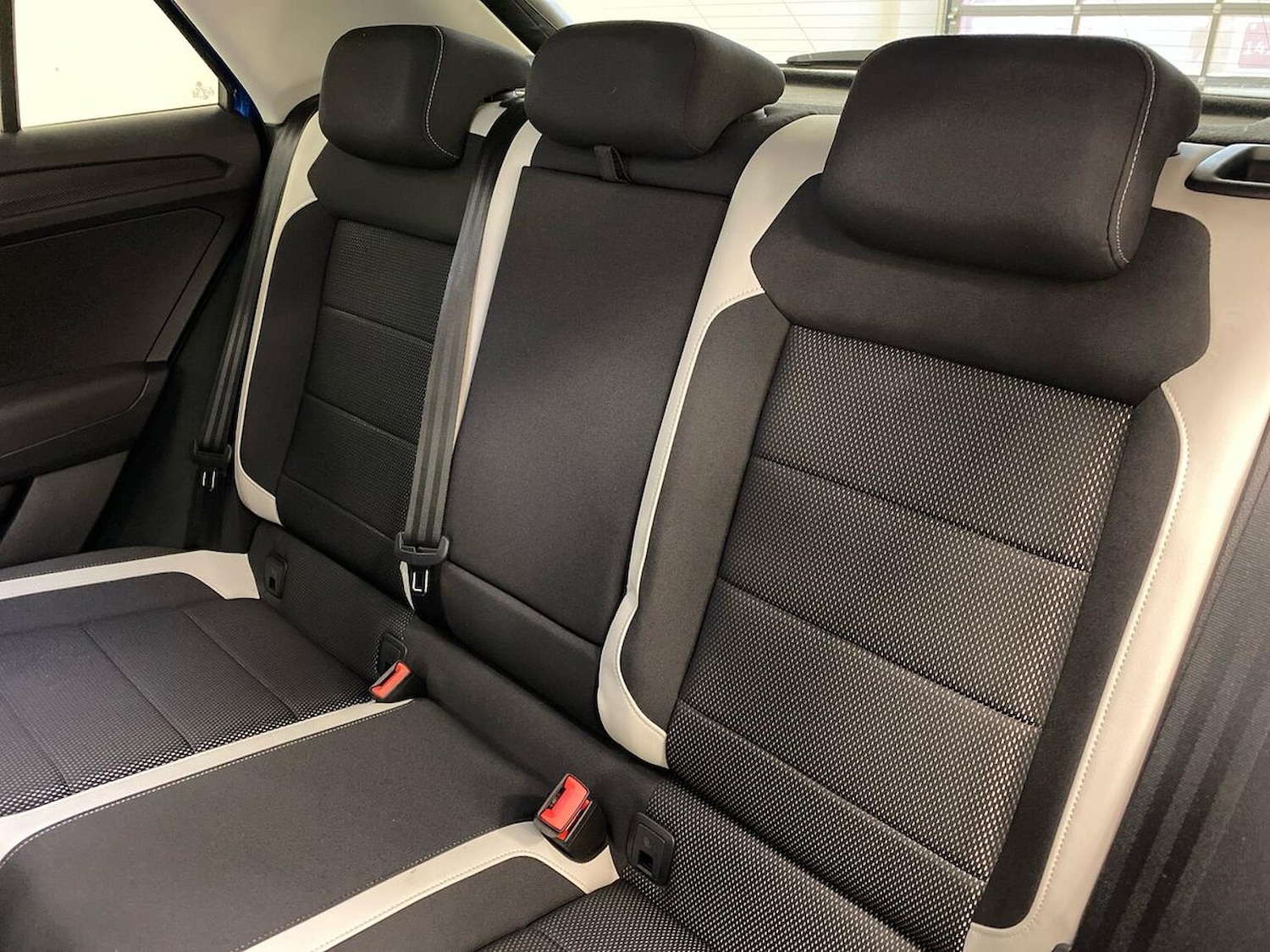 Used Volkswagen T-Roc 2019 for sale - 76455320: Photo 16