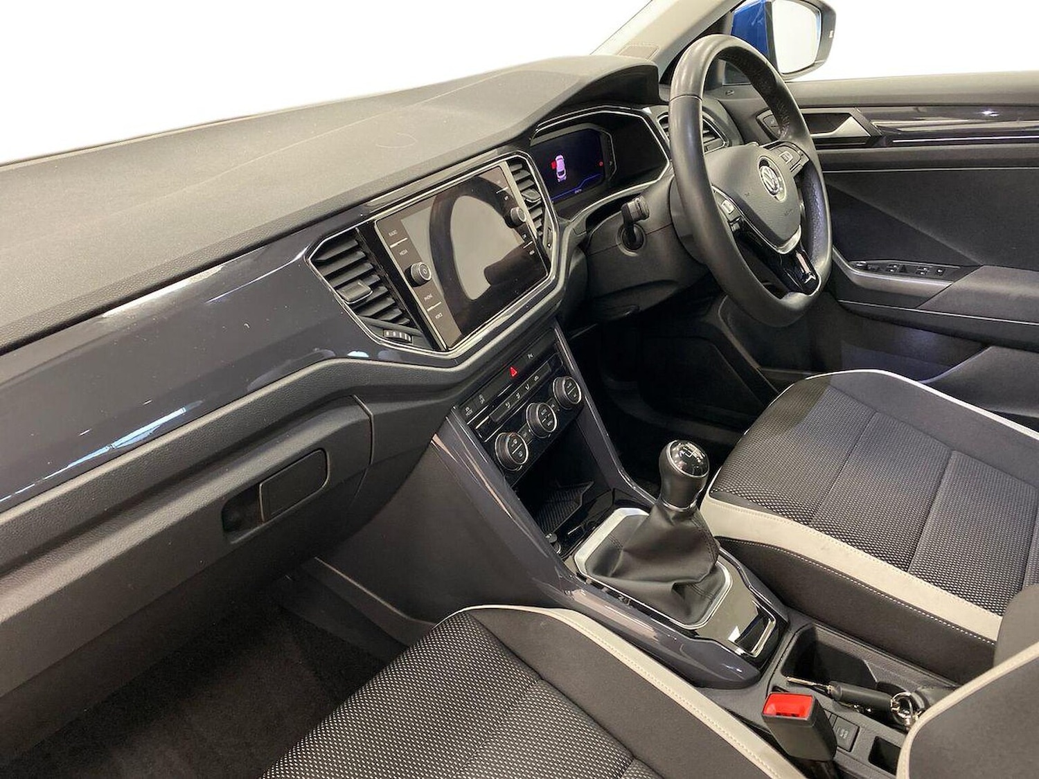 Used Volkswagen T-Roc 2019 for sale - 76455320: Photo 7