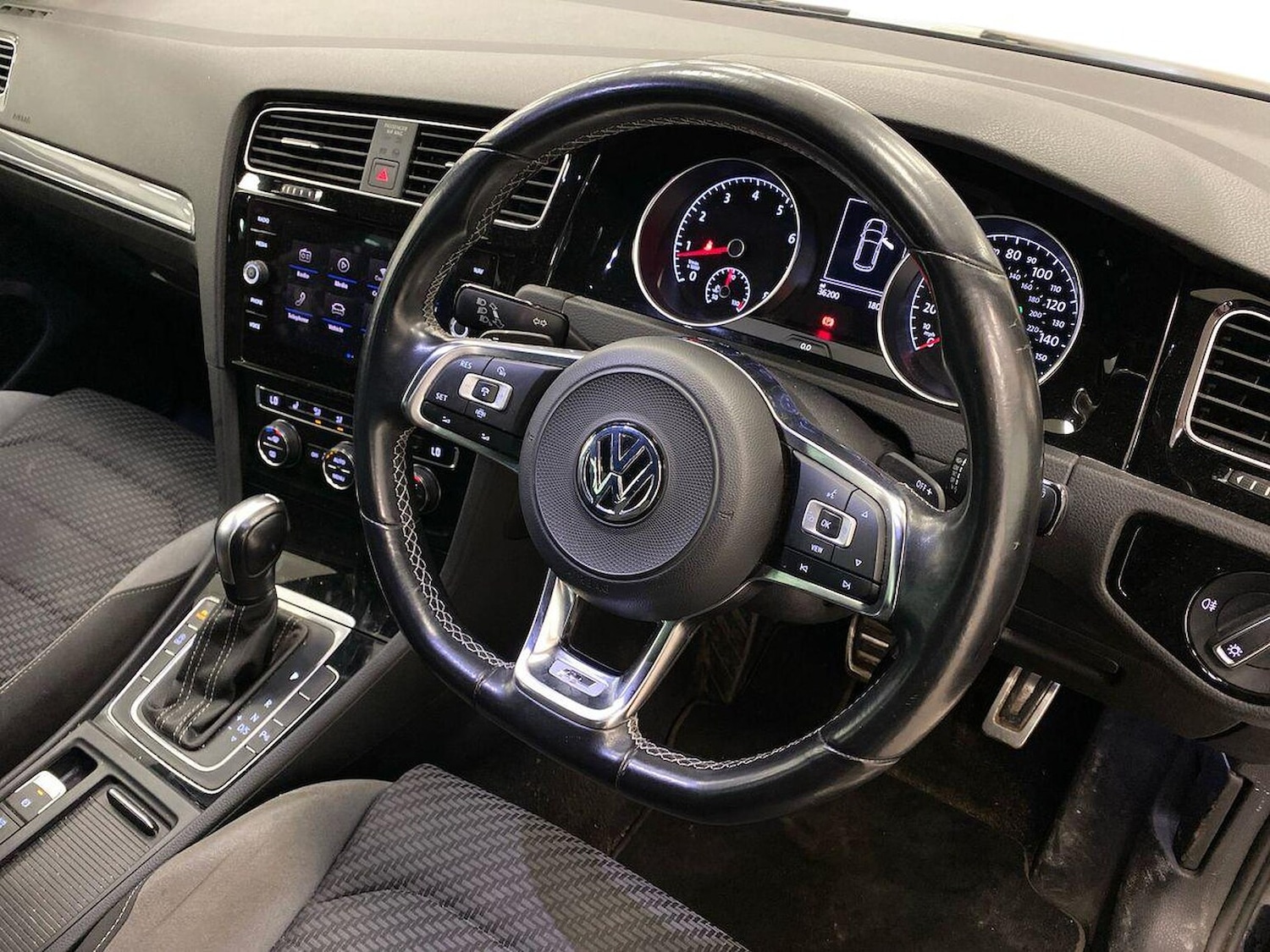 Used Volkswagen Golf 2020 for sale - 77962297: Photo 15