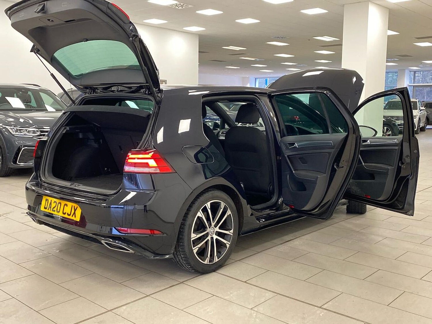 Used Volkswagen Golf 2020 for sale - 77962297: Photo 39