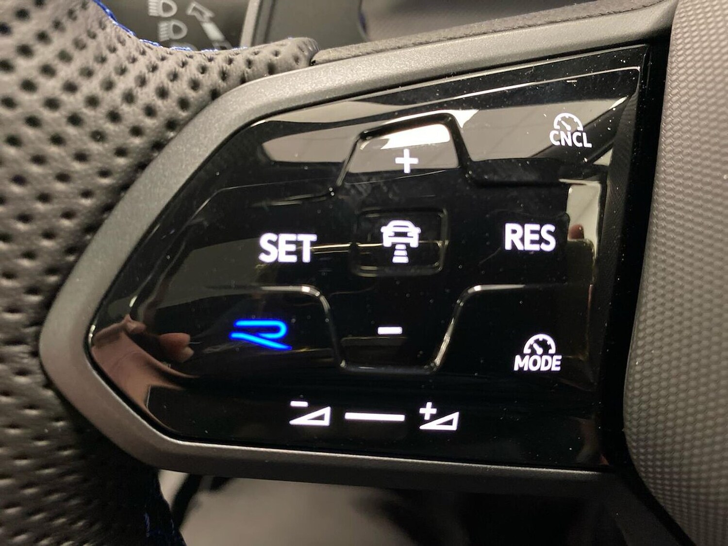 Used Volkswagen Golf 2025 for sale - 77056832: Photo 29