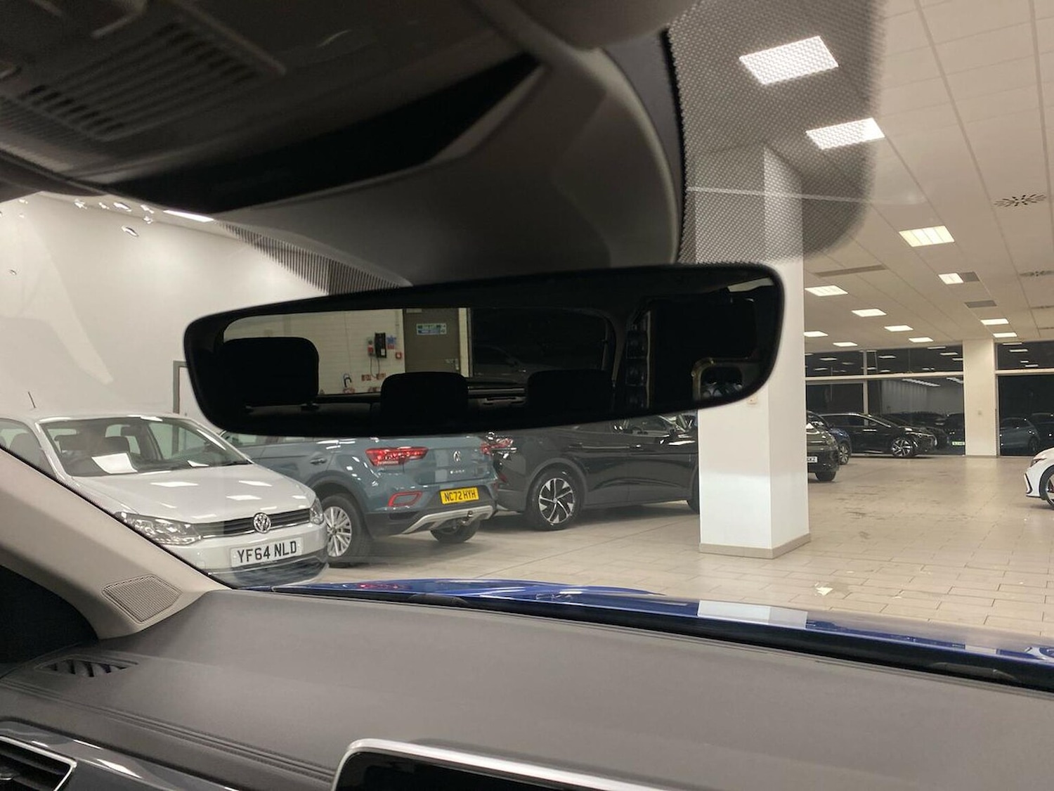 Used Volkswagen T-Roc 2022 for sale - 76770075: Photo 14