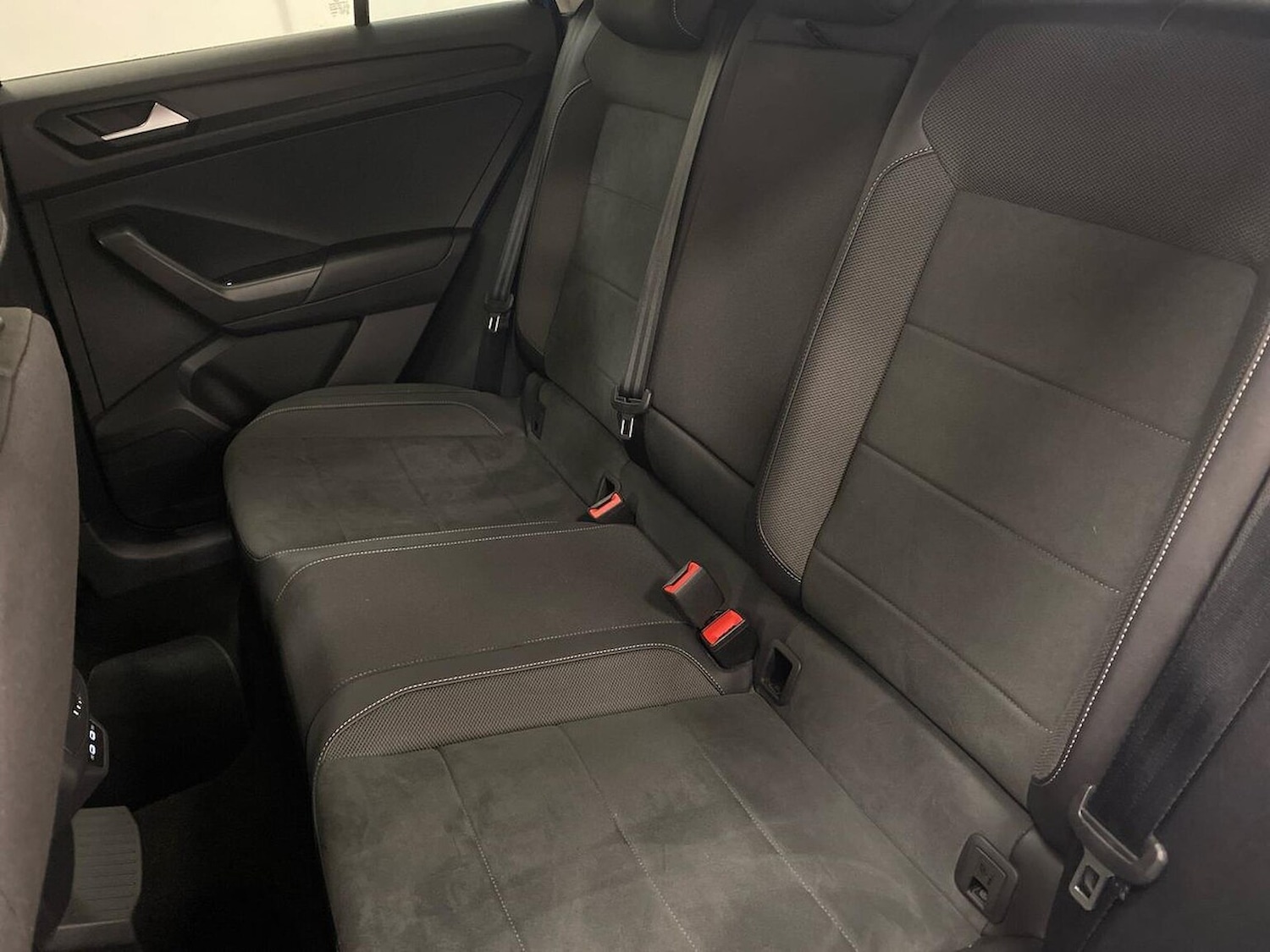 Used Volkswagen T-Roc 2022 for sale - 76770075: Photo 16