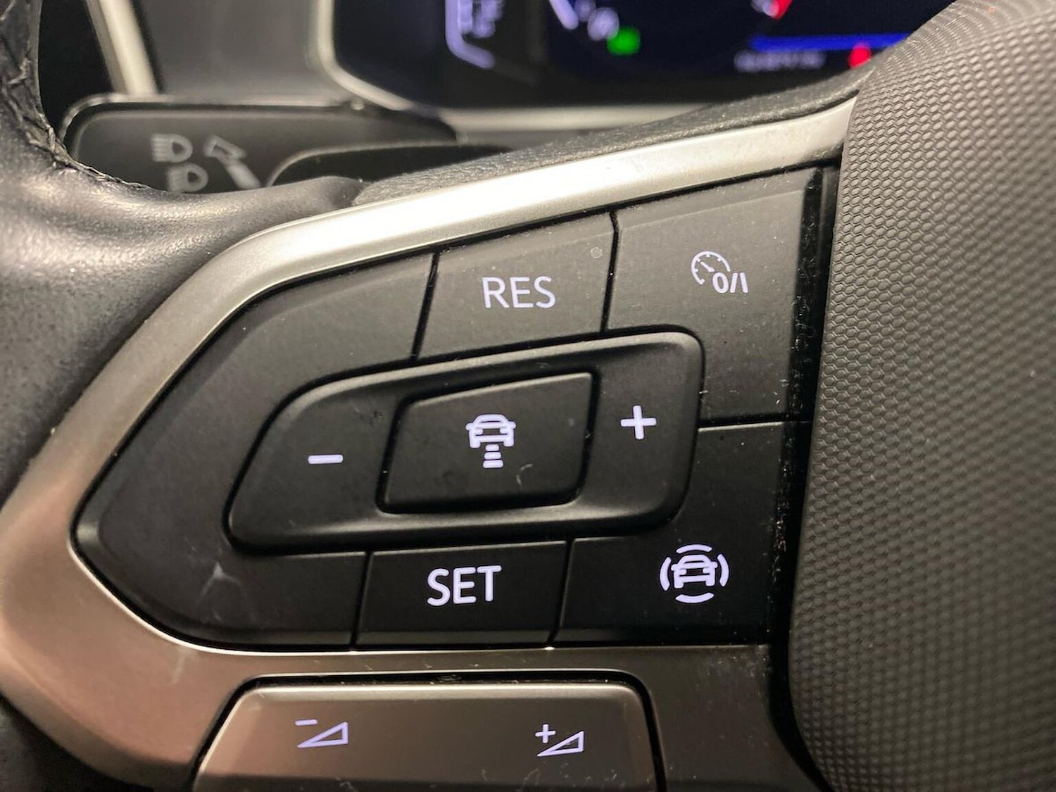 Used Volkswagen T-Roc 2022 for sale - 76770075: Photo 27