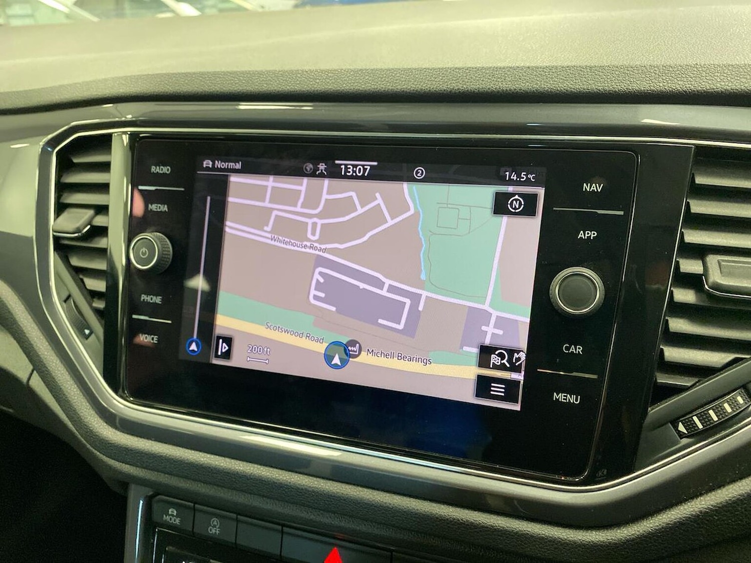 Used Volkswagen T-Roc 2021 for sale - 76506155: Photo 24