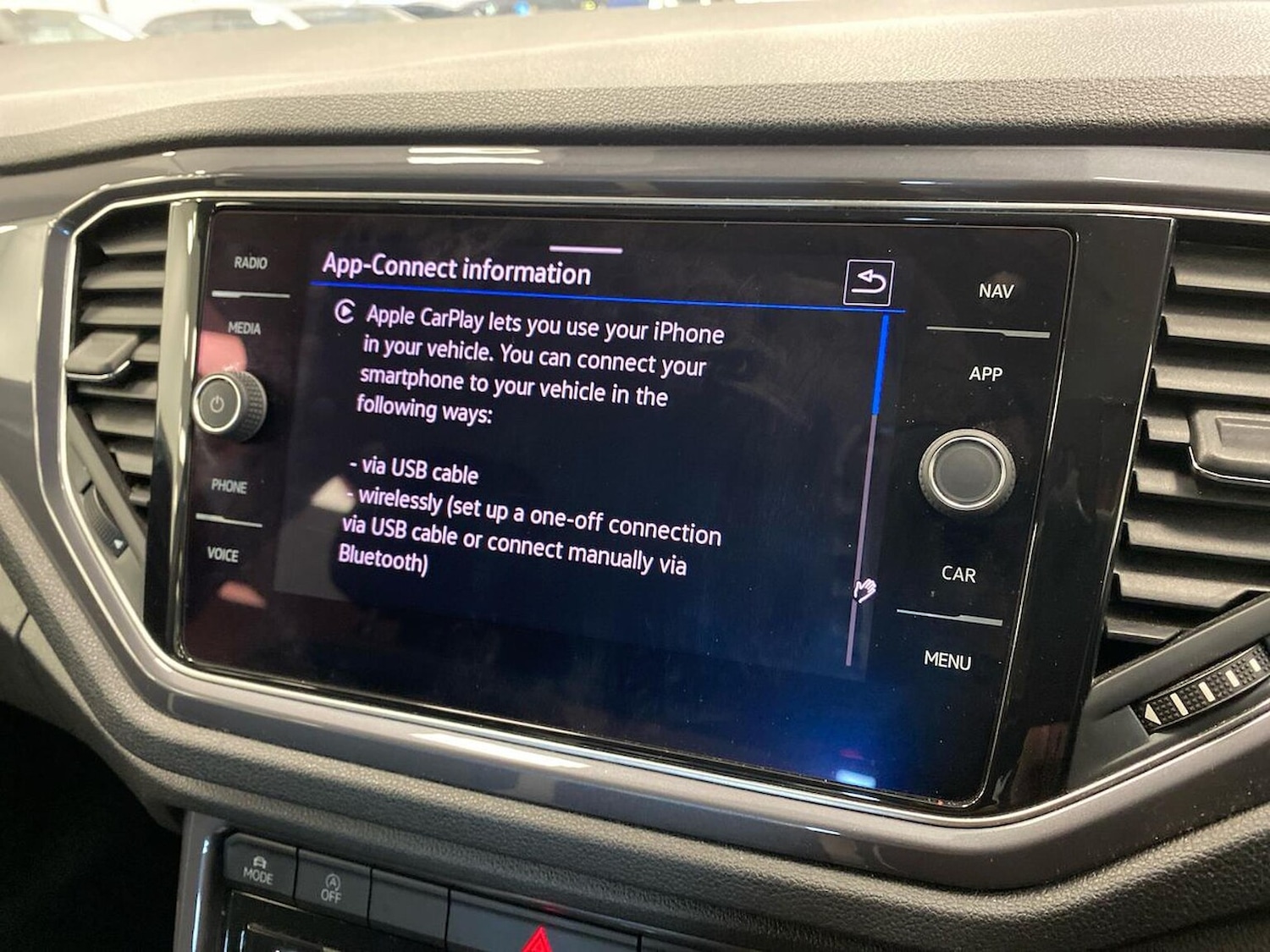 Used Volkswagen T-Roc 2021 for sale - 76506155: Photo 25