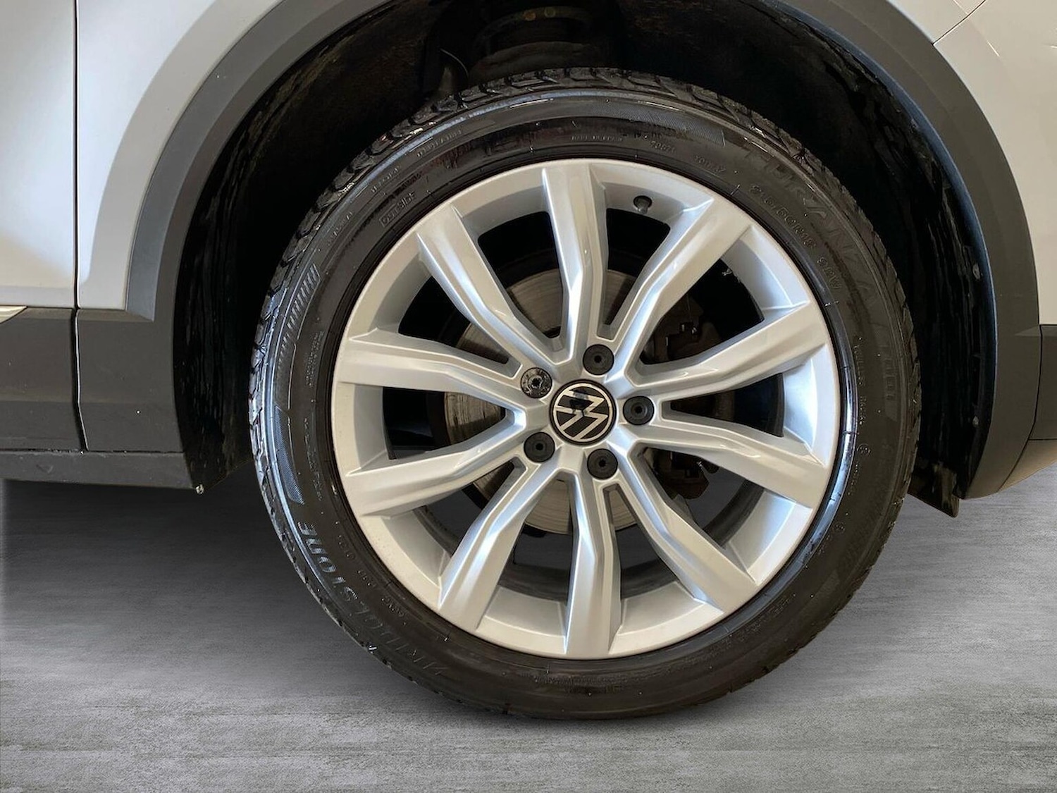 Used Volkswagen T-Roc 2021 for sale - 76506155: Photo 6