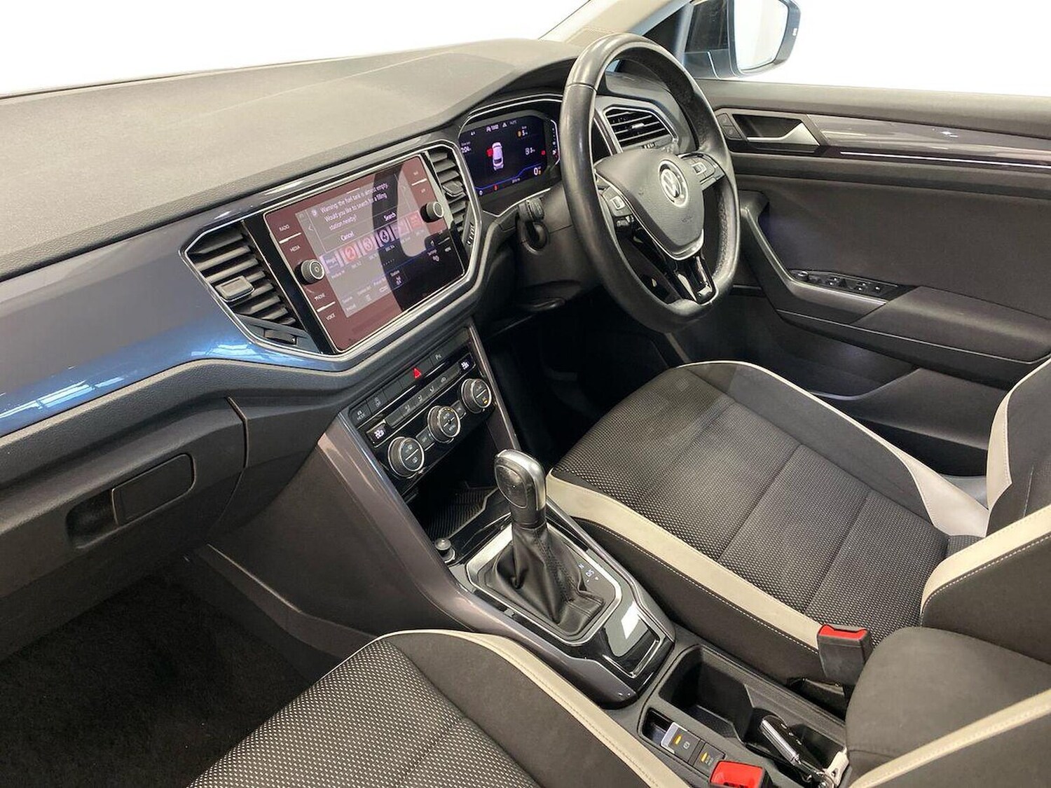 Used Volkswagen T-Roc 2021 for sale - 76506155: Photo 7