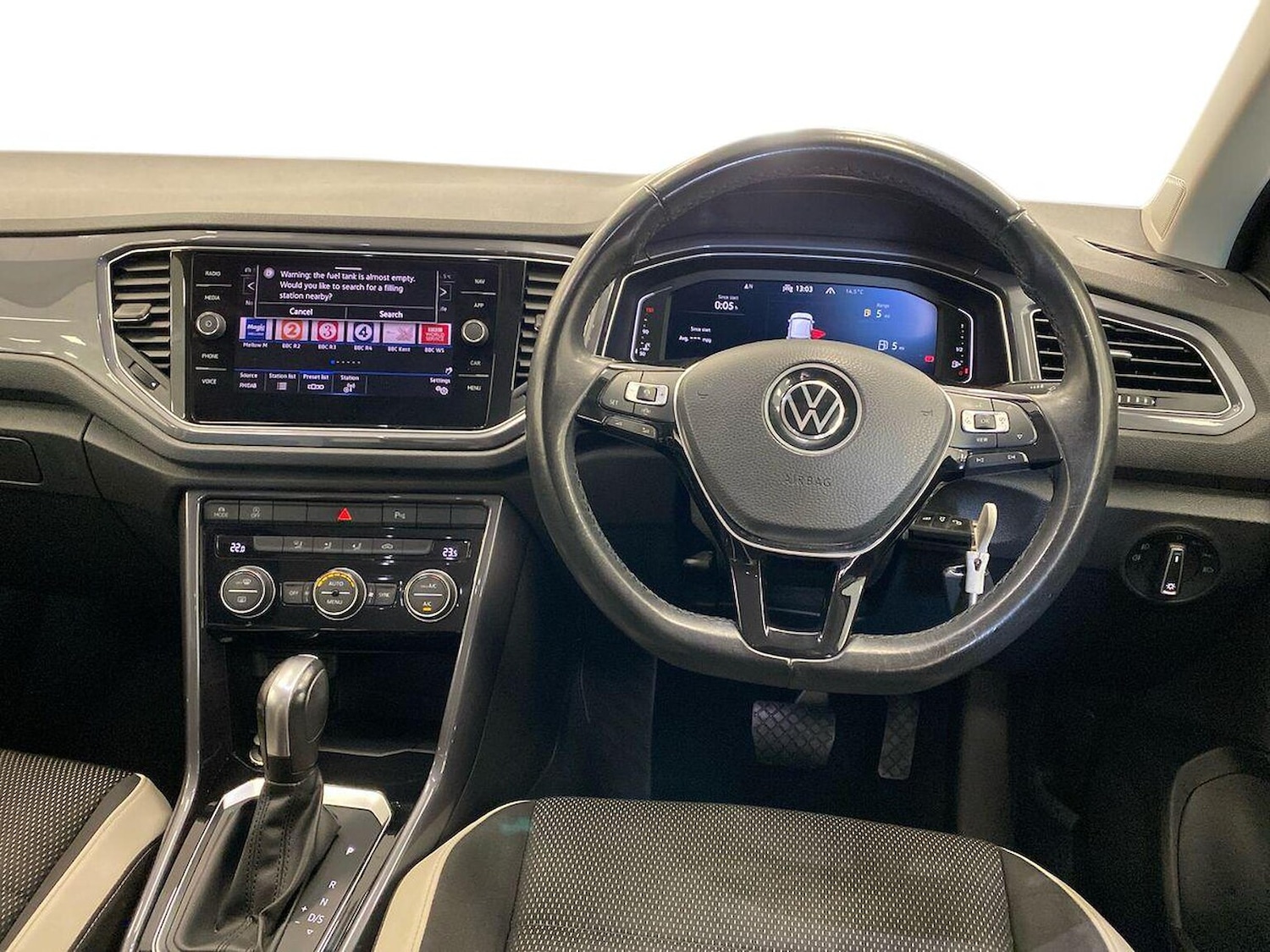 Used Volkswagen T-Roc 2021 for sale - 76506155: Photo 9