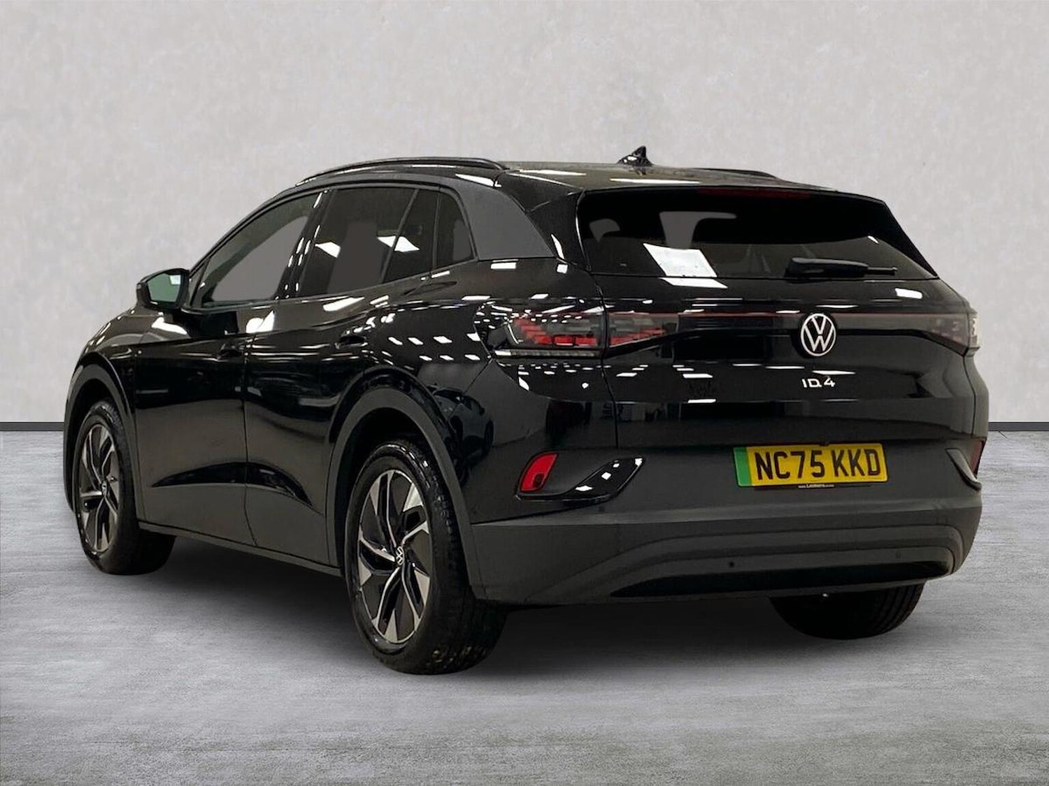 Used Volkswagen ID.4 2026 for sale - 77896238: Photo 2