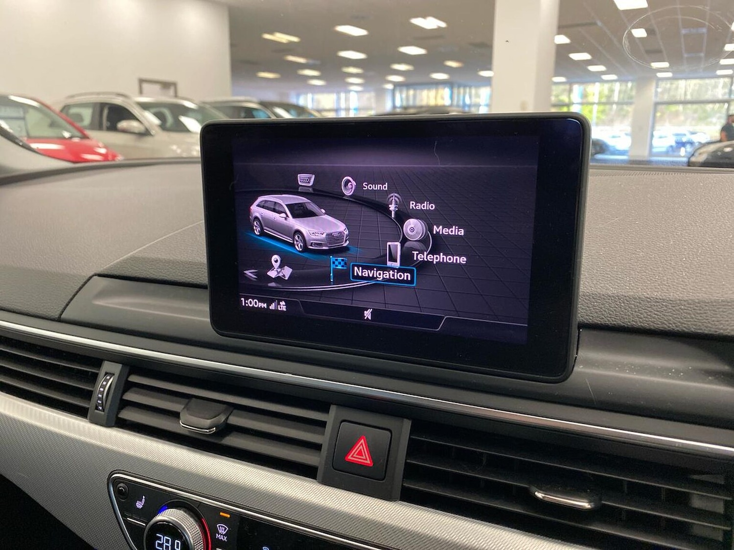 Used Audi A4 2019 for sale - 76725897: Photo 11