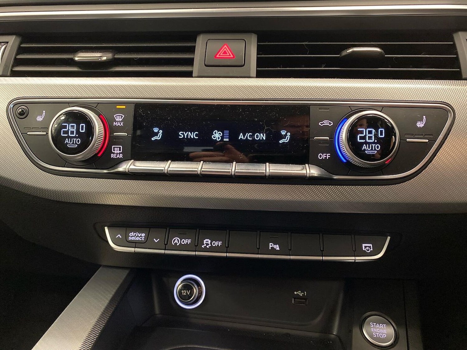 Used Audi A4 2019 for sale - 76725897: Photo 12