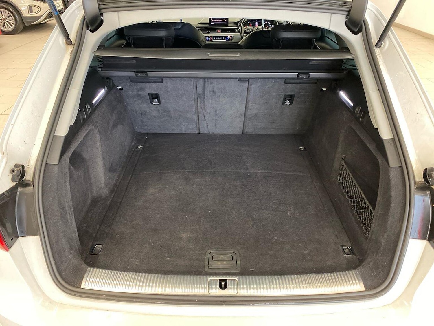 Used Audi A4 2019 for sale - 76725897: Photo 17