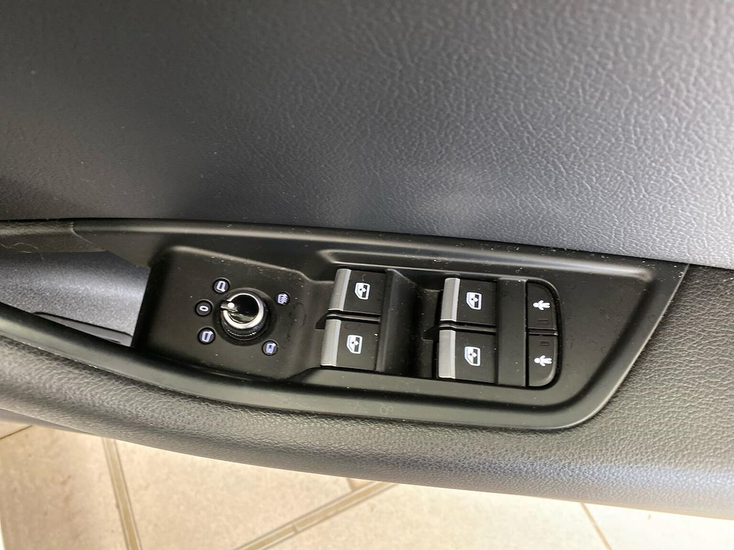 Used Audi A4 2019 for sale - 76725897: Photo 21