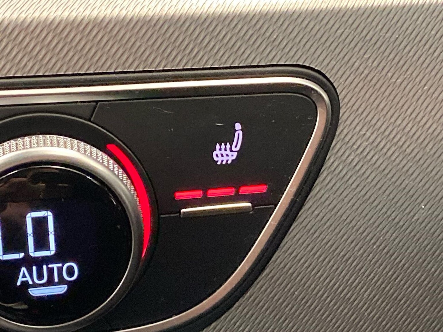 Used Audi A4 2019 for sale - 76725897: Photo 30