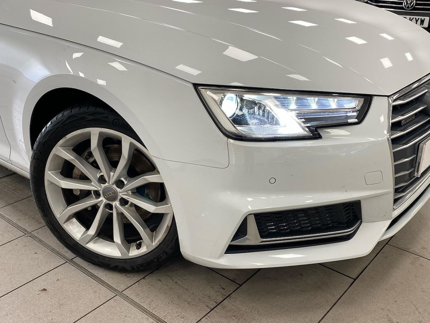 Used Audi A4 2019 for sale - 76725897: Photo 32