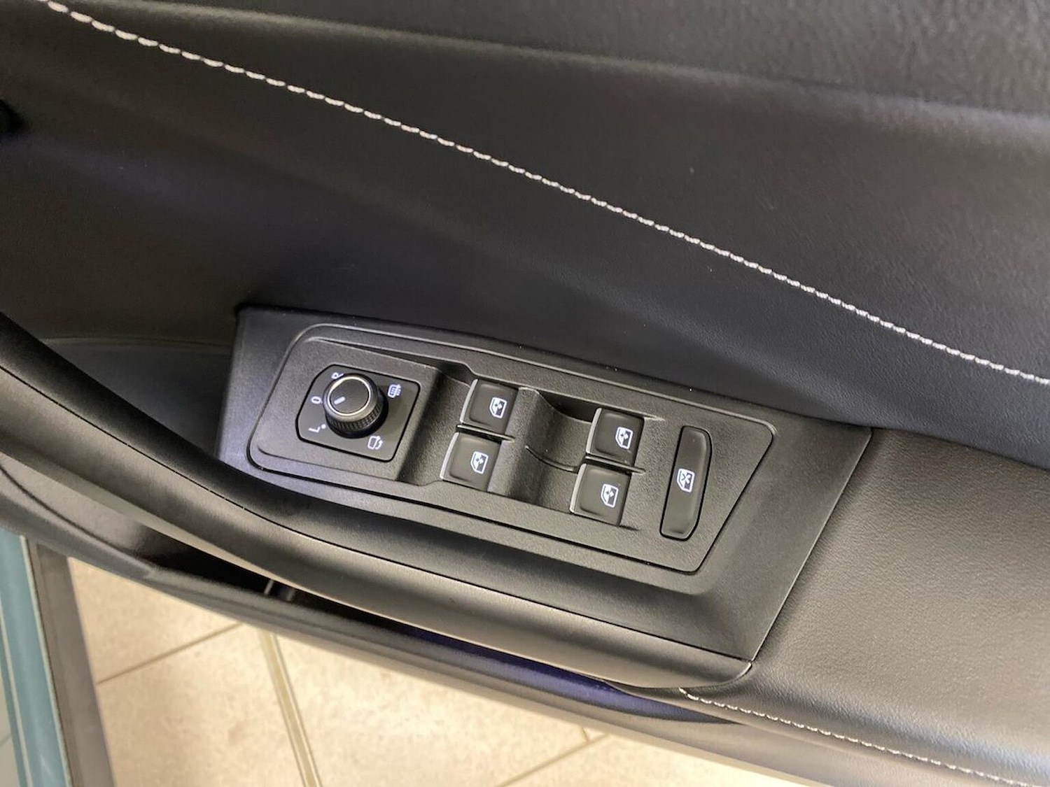 Used Volkswagen T-Roc 2025 for sale - 76566538: Photo 21