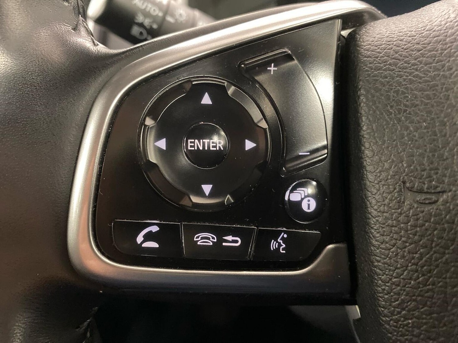 Used Honda CR-V 2022 for sale - 76198493: Photo 26