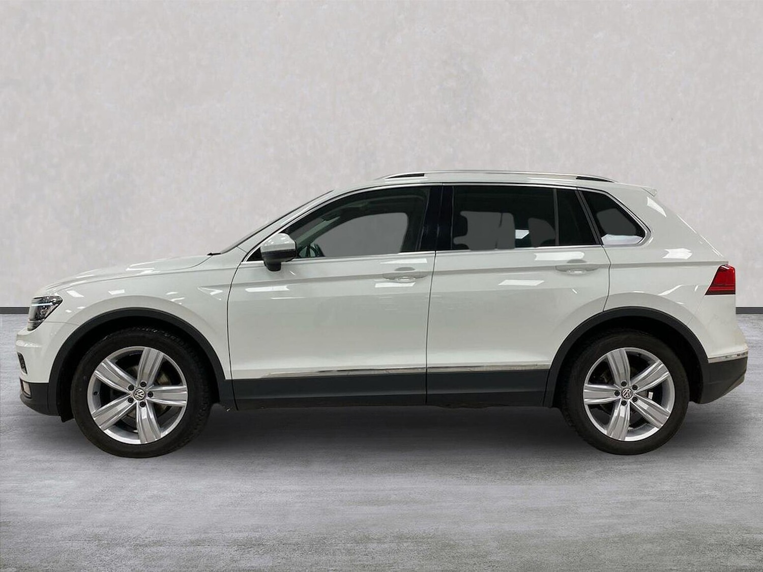 Used Volkswagen Tiguan 2019 for sale - 76945881: Photo 19