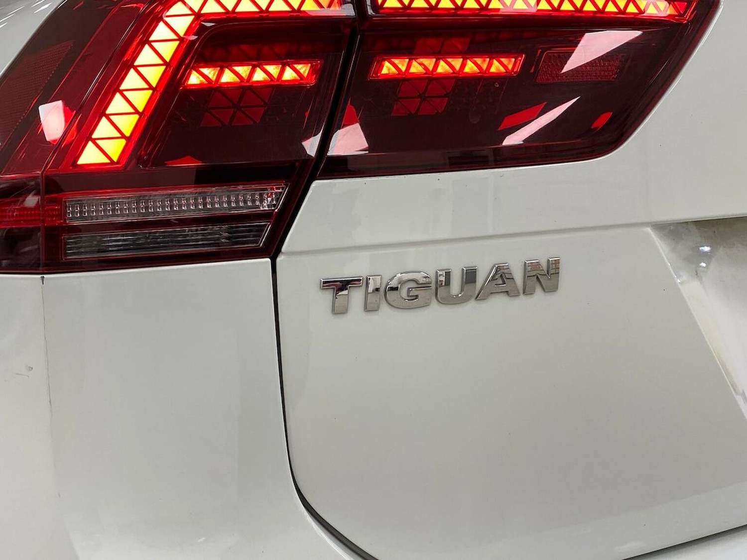 Used Volkswagen Tiguan 2019 for sale - 76945881: Photo 35