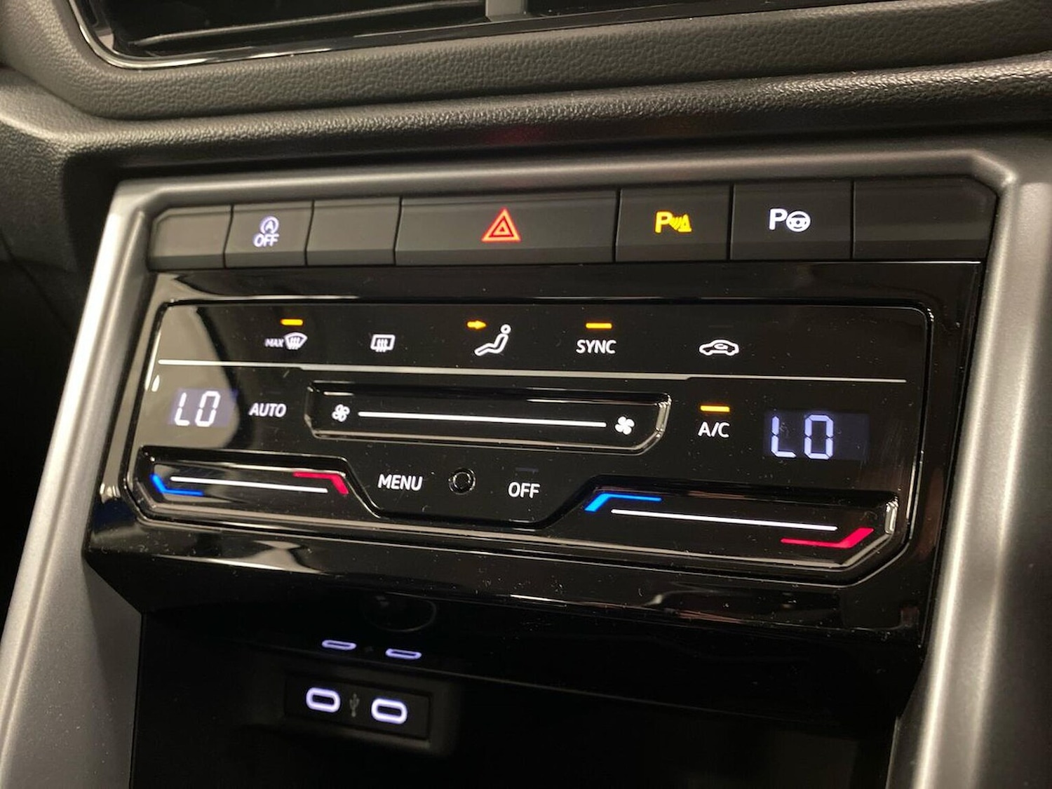 Used Volkswagen T-Roc 2022 for sale - 76924611: Photo 12