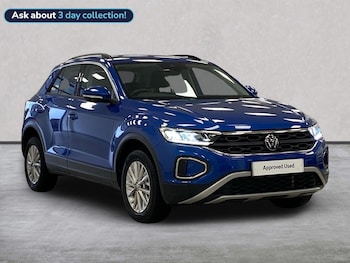 Used Volkswagen T-Roc 2022 for sale - 76924611: Photo