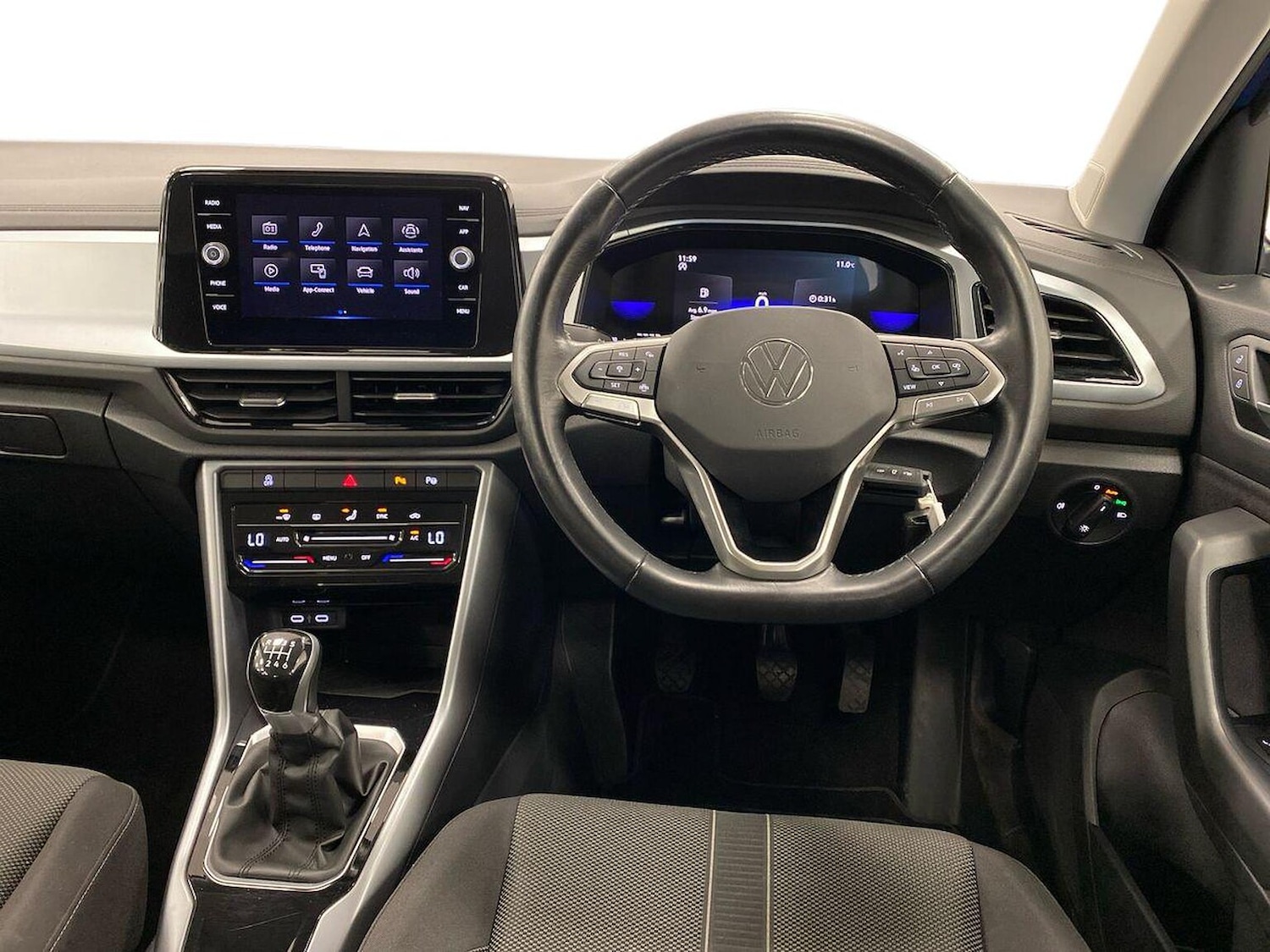 Used Volkswagen T-Roc 2022 for sale - 76924611: Photo 9