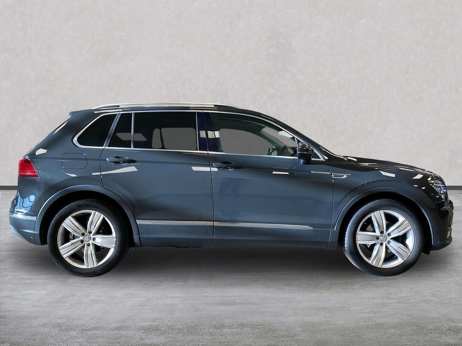 Used Volkswagen Tiguan 2020 for sale - 77487483: Photo 3