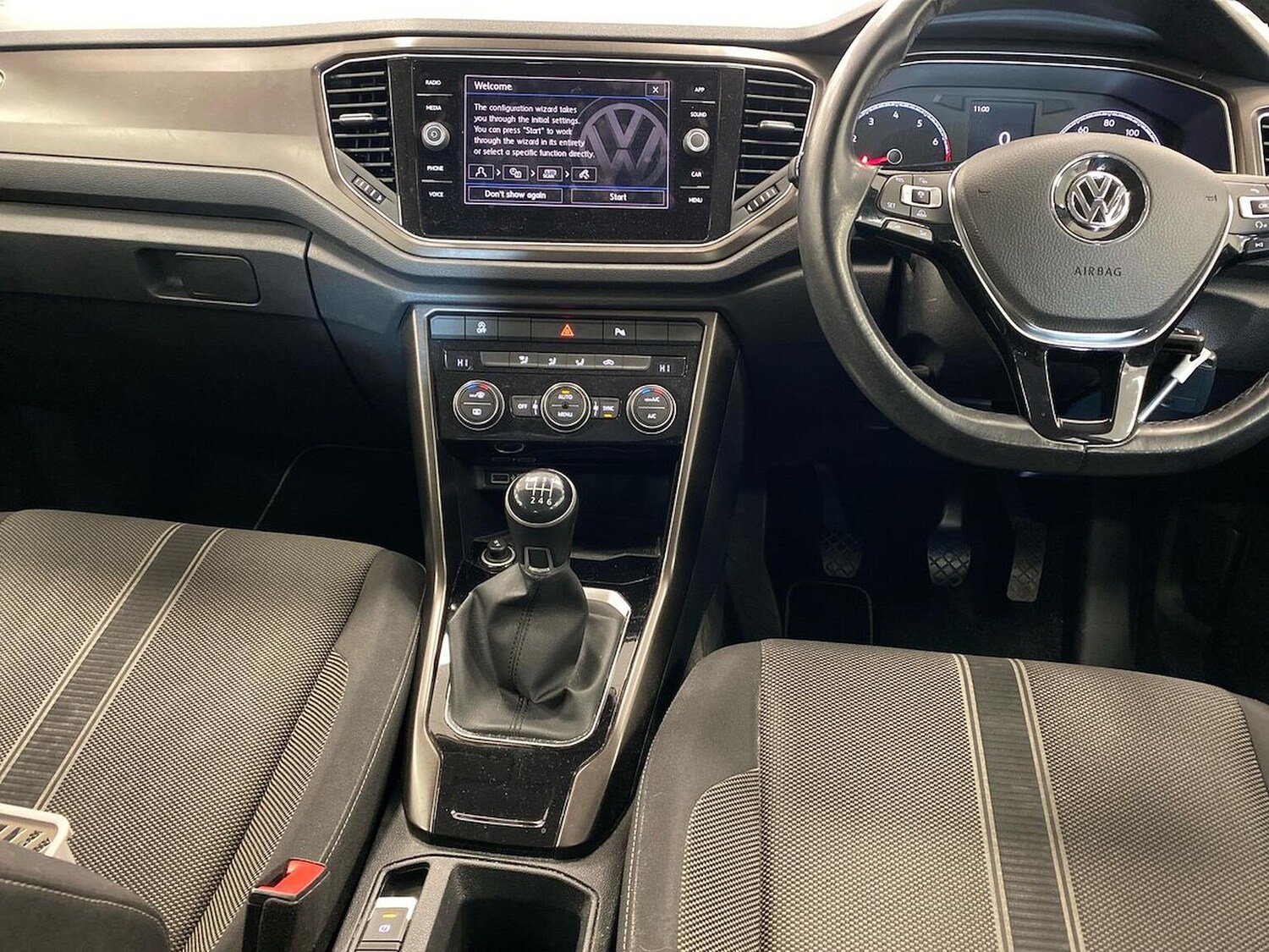 Used Volkswagen T-Roc 2018 for sale - 76605545: Photo 13