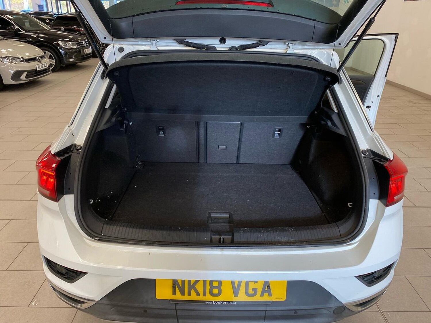 Used Volkswagen T-Roc 2018 for sale - 76605545: Photo 17