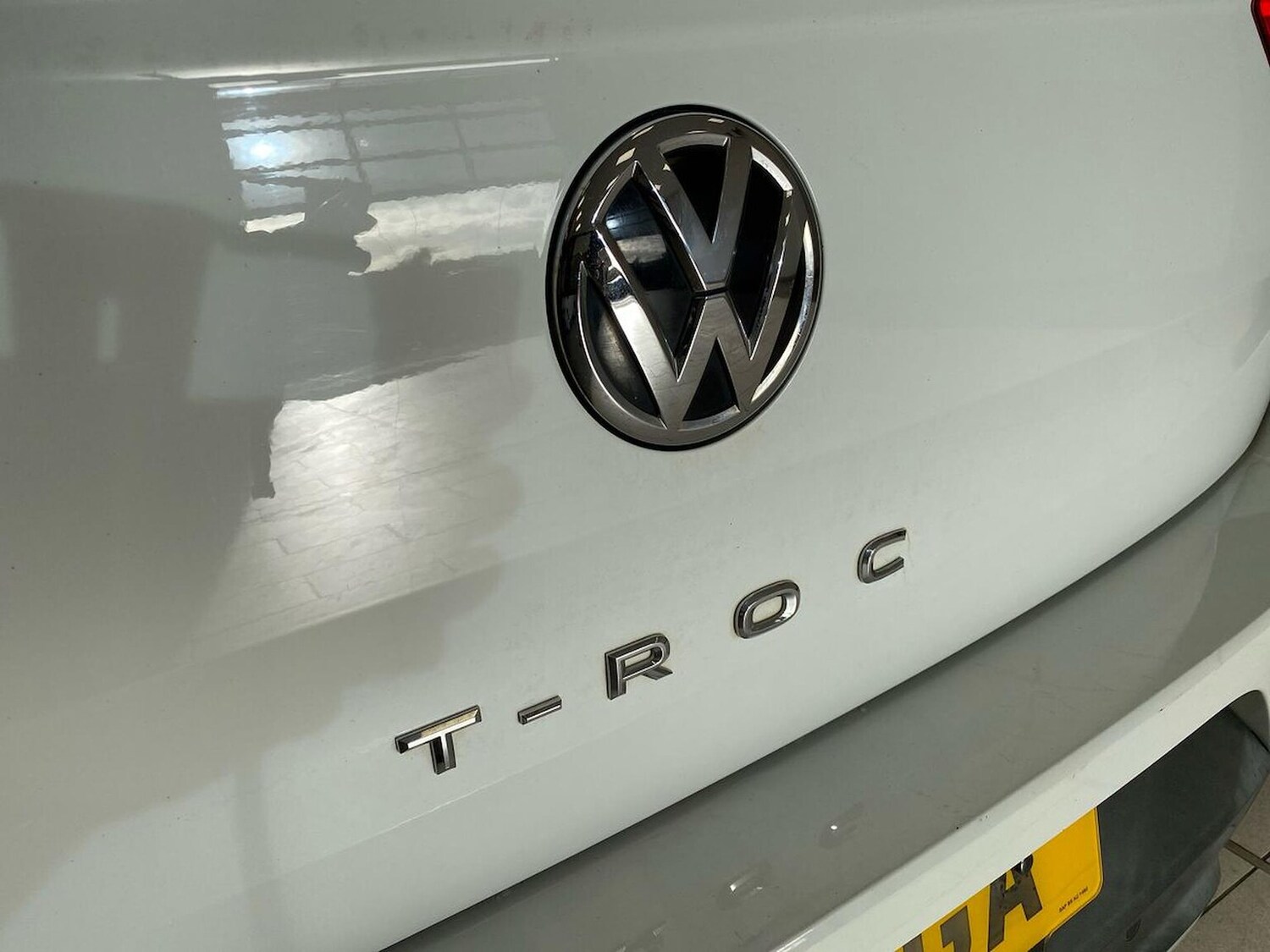 Used Volkswagen T-Roc 2018 for sale - 76605545: Photo 35