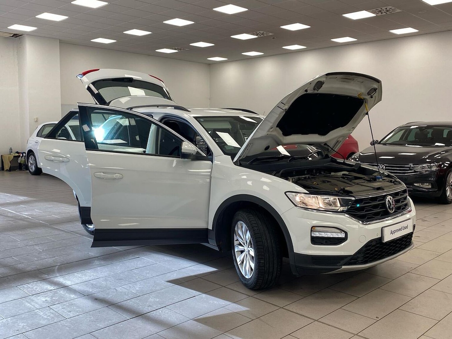 Used Volkswagen T-Roc 2018 for sale - 76605545: Photo 39