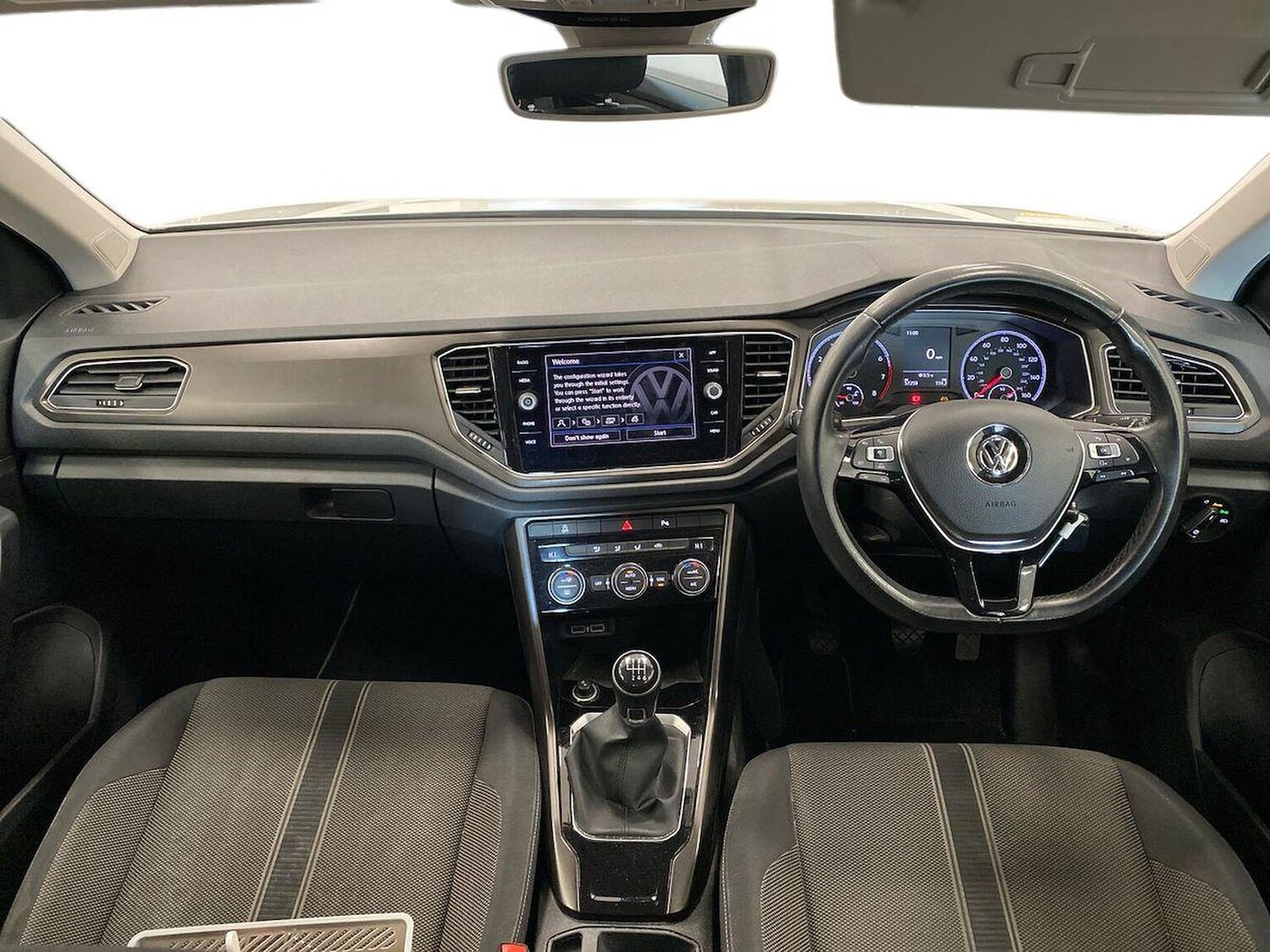 Used Volkswagen T-Roc 2018 for sale - 76605545: Photo 8