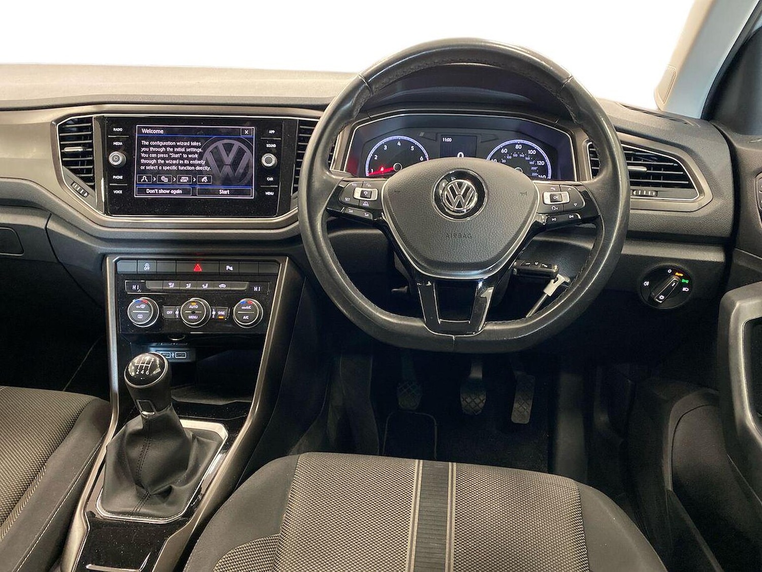Used Volkswagen T-Roc 2018 for sale - 76605545: Photo 9