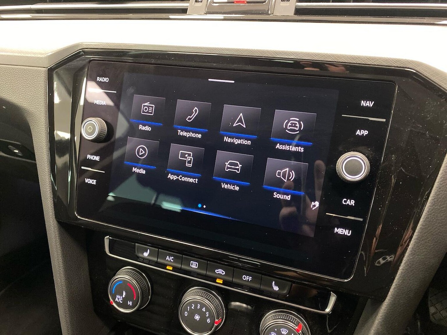 Used Volkswagen Passat 2022 for sale - 76566535: Photo 11