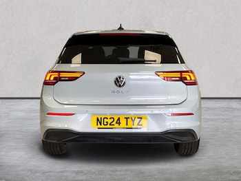 Used Volkswagen Golf 2024 for sale - 79371884: Photo