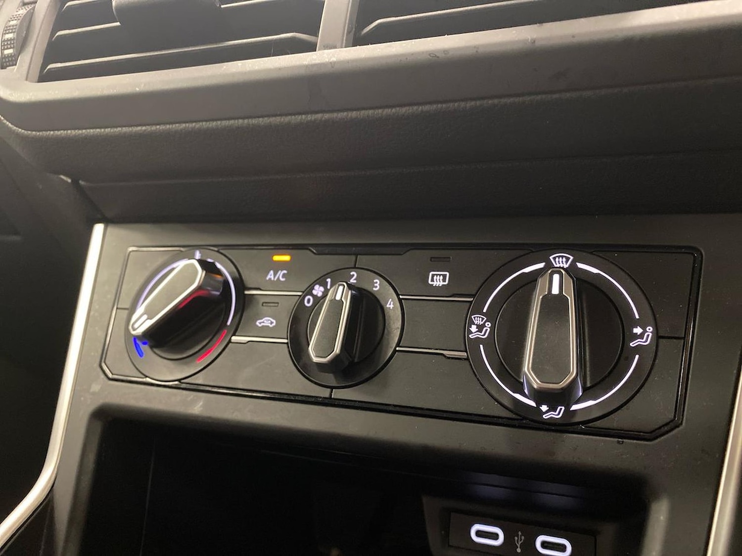 Used Volkswagen Polo 2023 for sale - 76770076: Photo 12