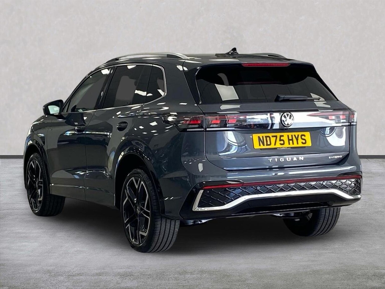 Used Volkswagen Tiguan 2025 for sale - 76490623: Photo 2