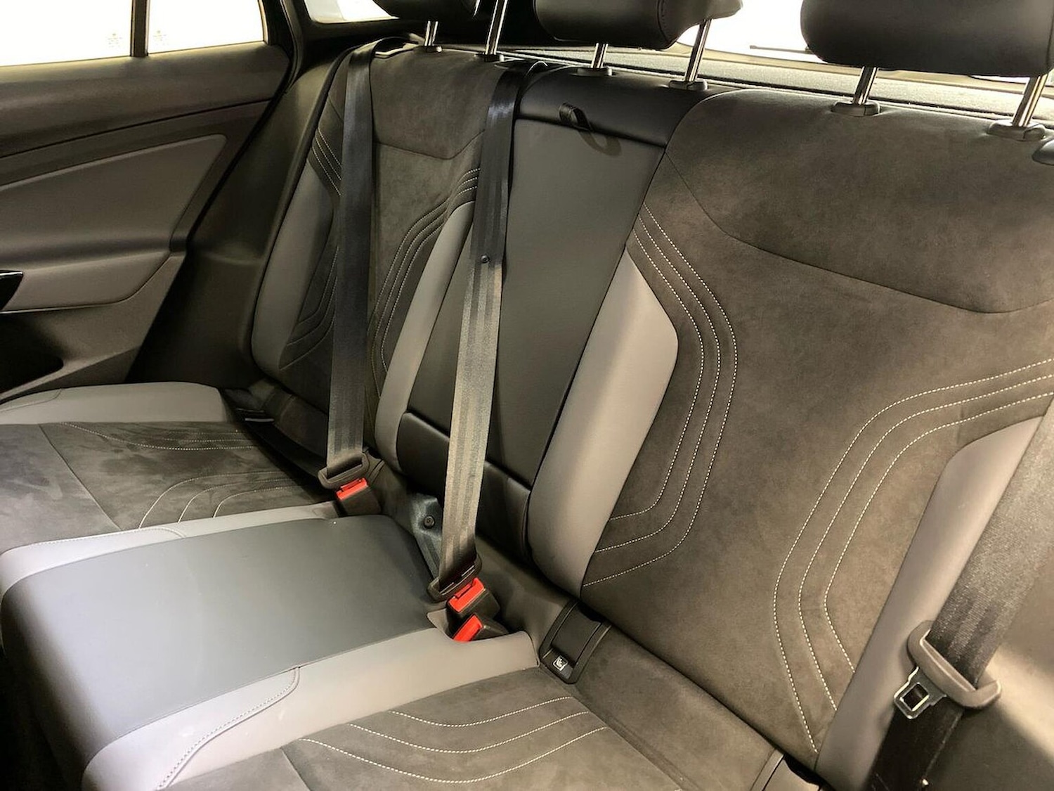 Used Volkswagen ID.4 2024 for sale - 76559808: Photo 16